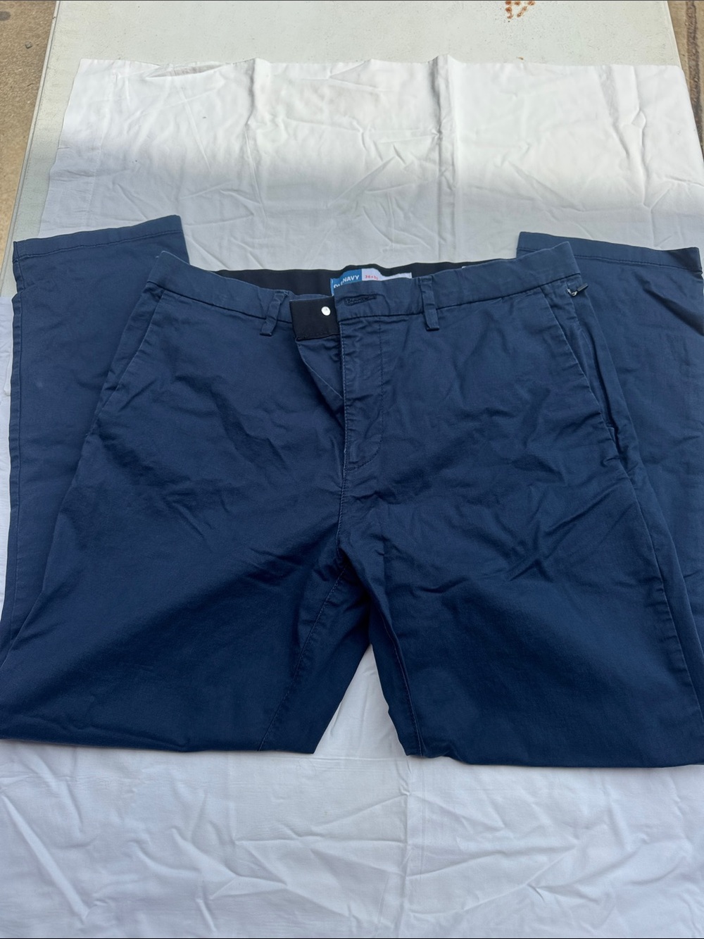 Old Navy men’s ultimate slim built-in flex 36 x 30 pants